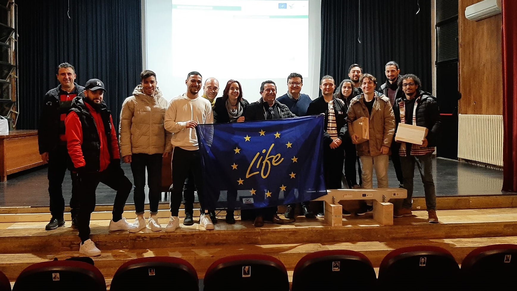 120 alumnos del IES Politécnico Hermenegildo Lanz reciben a LIFE Wood for Future